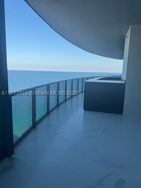 Sunny Isles Beach photo 1