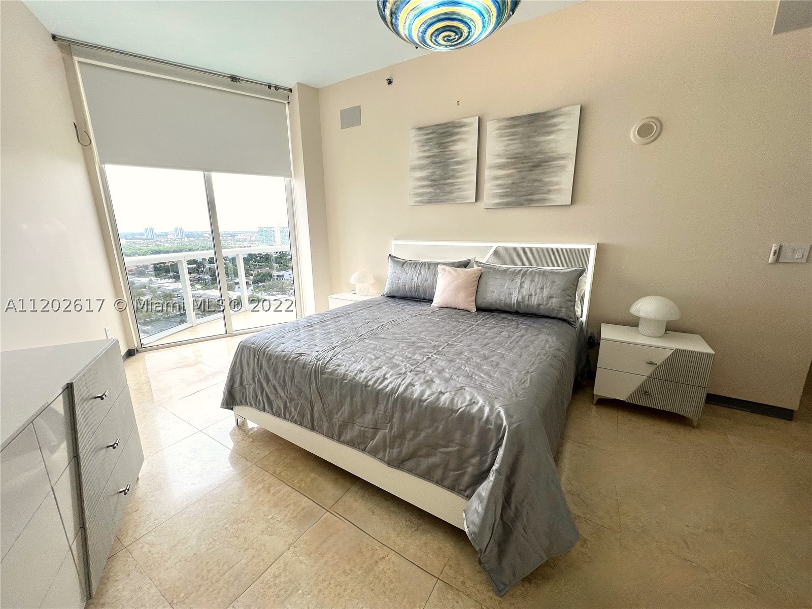 Sunny Isles Beach photo 2