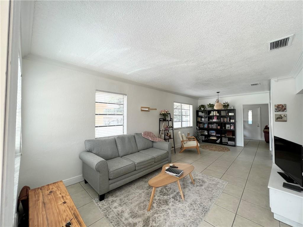 Hialeah photo 2
