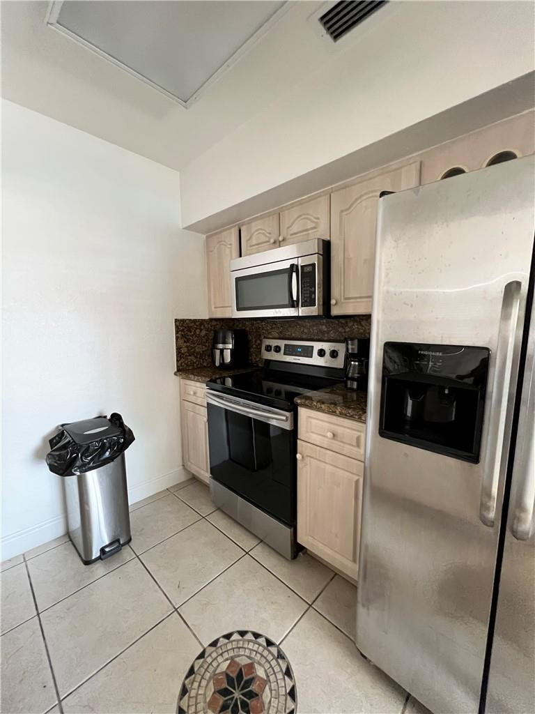 Hialeah photo 4