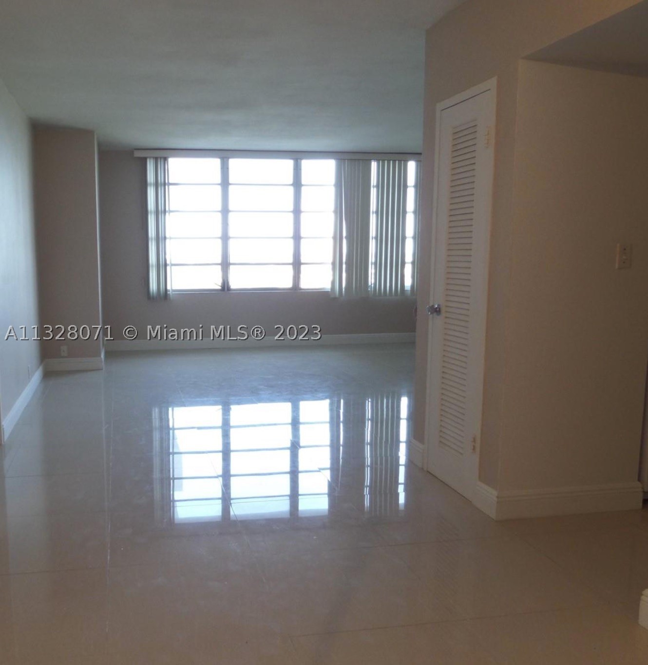 Miami Beach photo 2