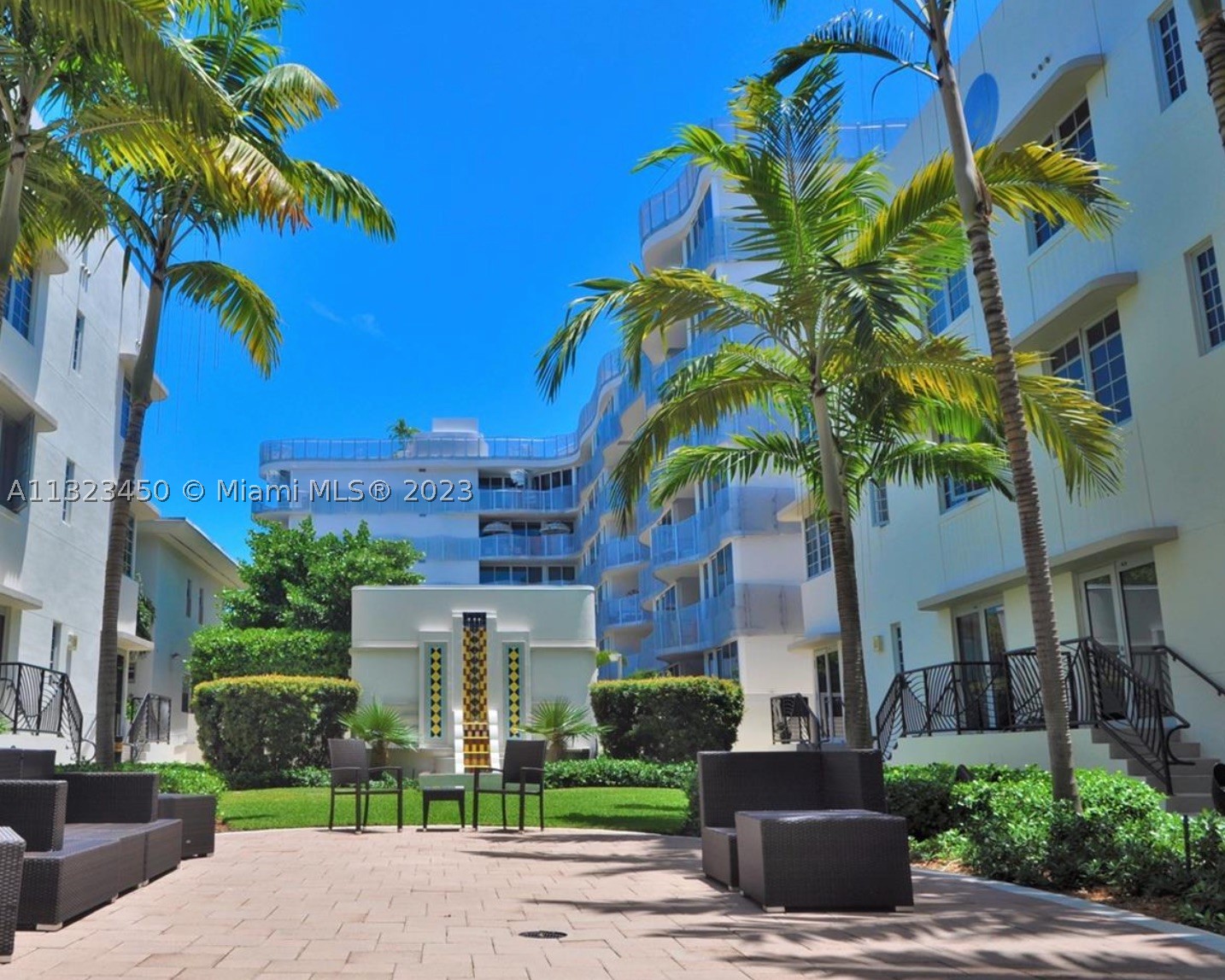 Miami Beach photo 1