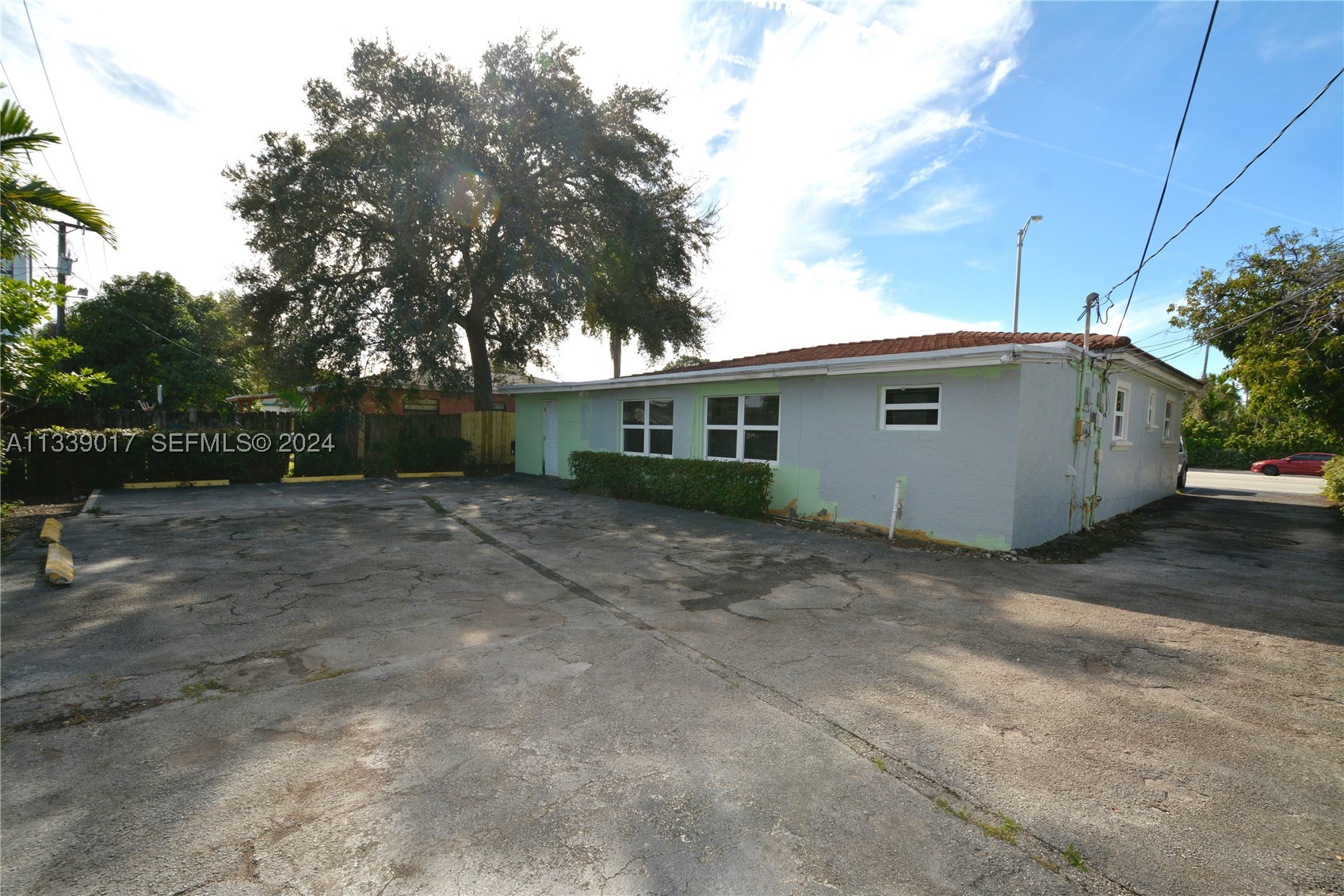 North Miami Beach photo 3