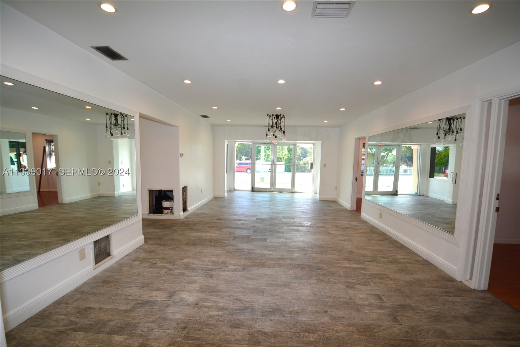 North Miami Beach photo 4