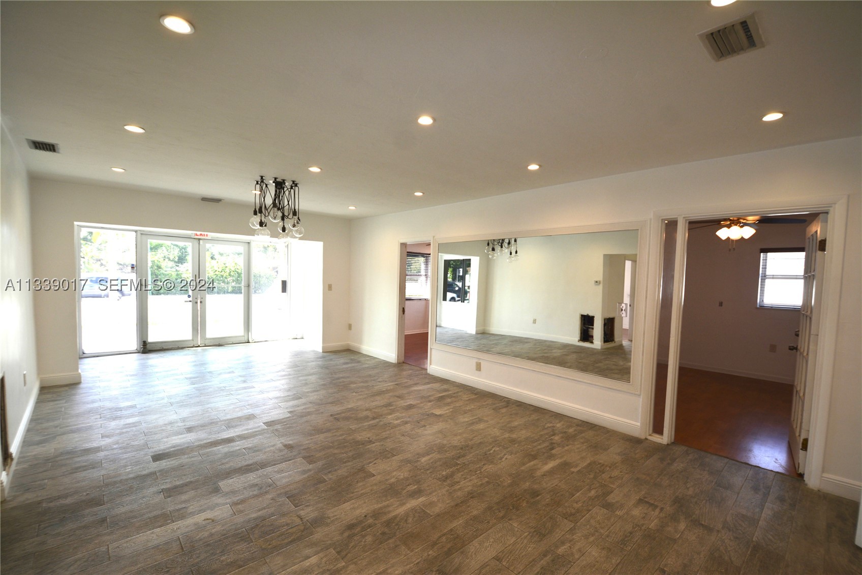 North Miami Beach photo 5