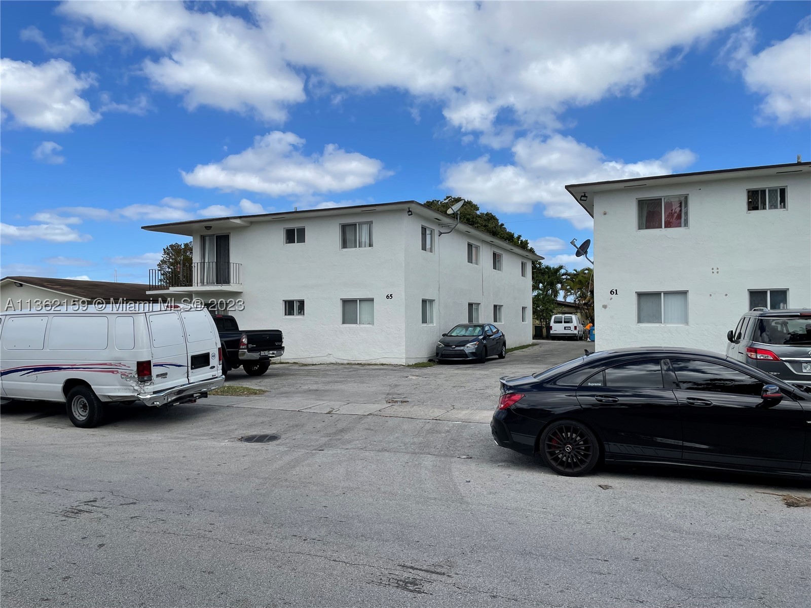 Hialeah photo 3