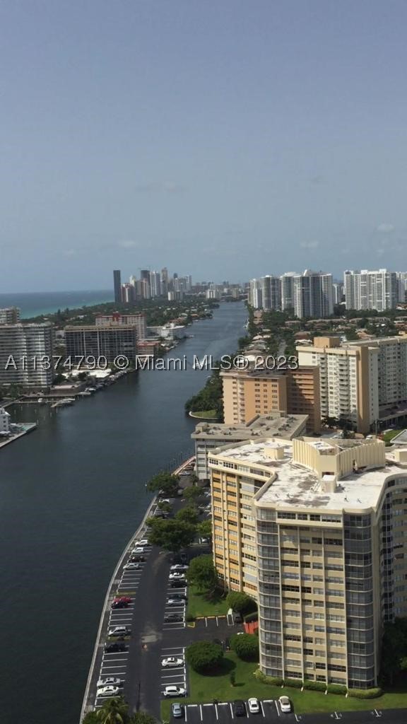 Hallandale Beach photo 2
