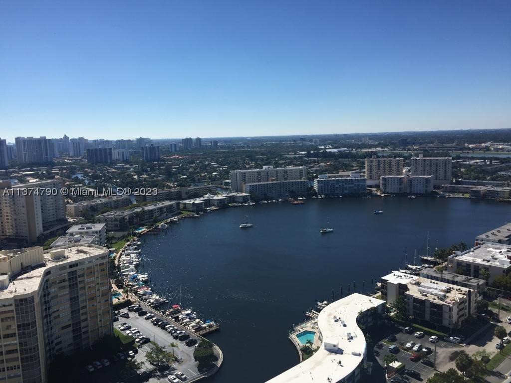 Hallandale Beach photo 3