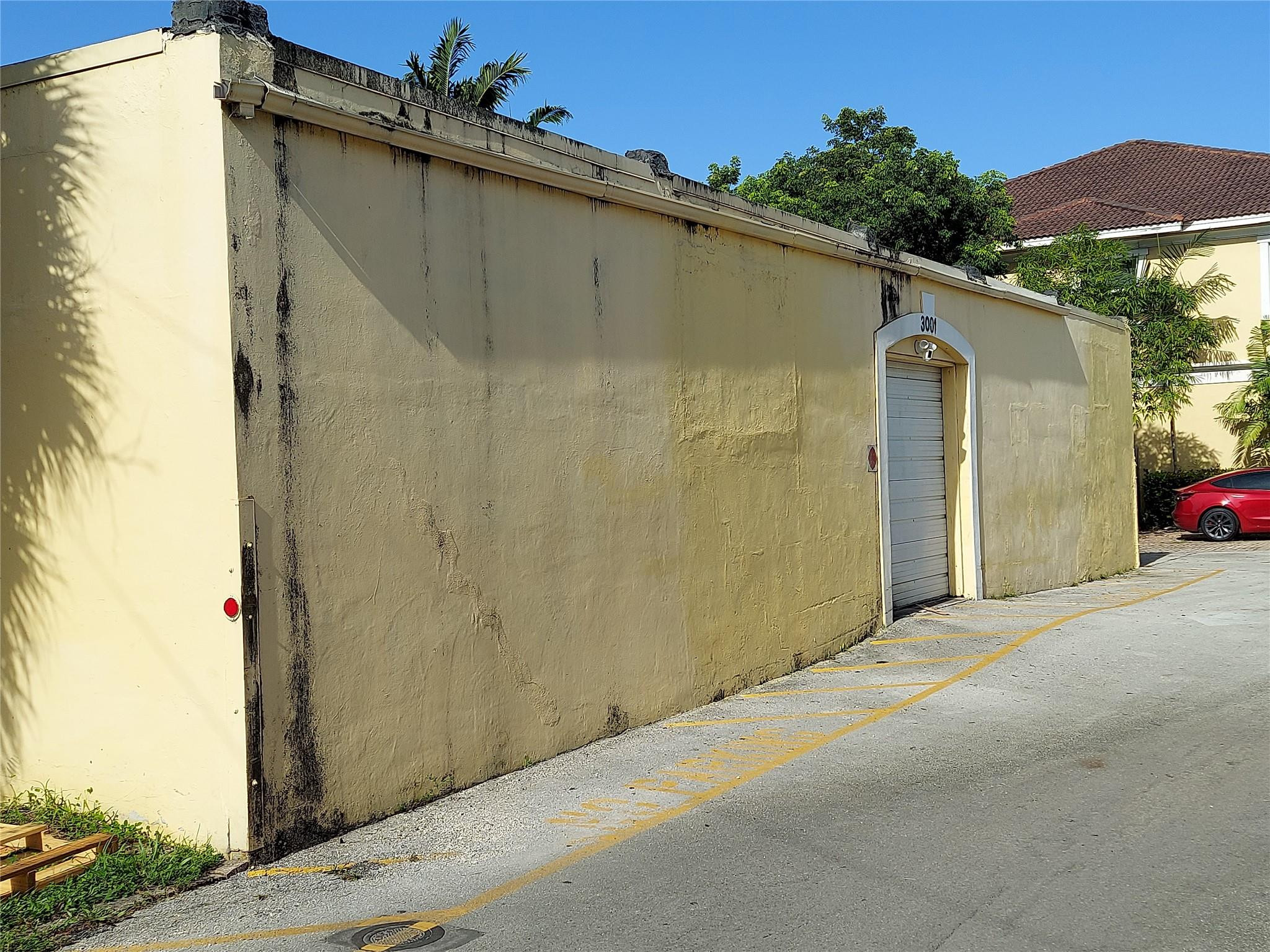 Wilton Manors photo 3