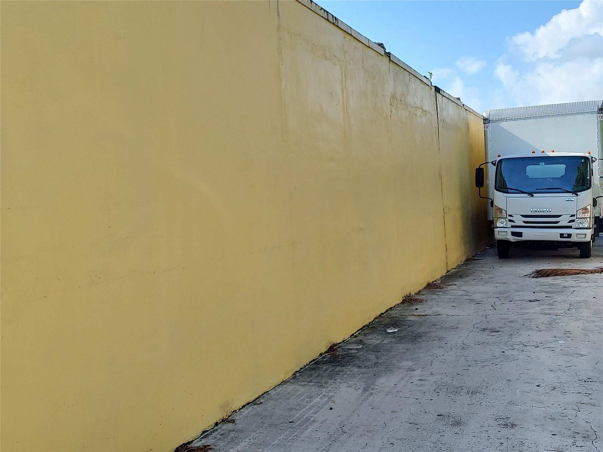 Wilton Manors photo 4