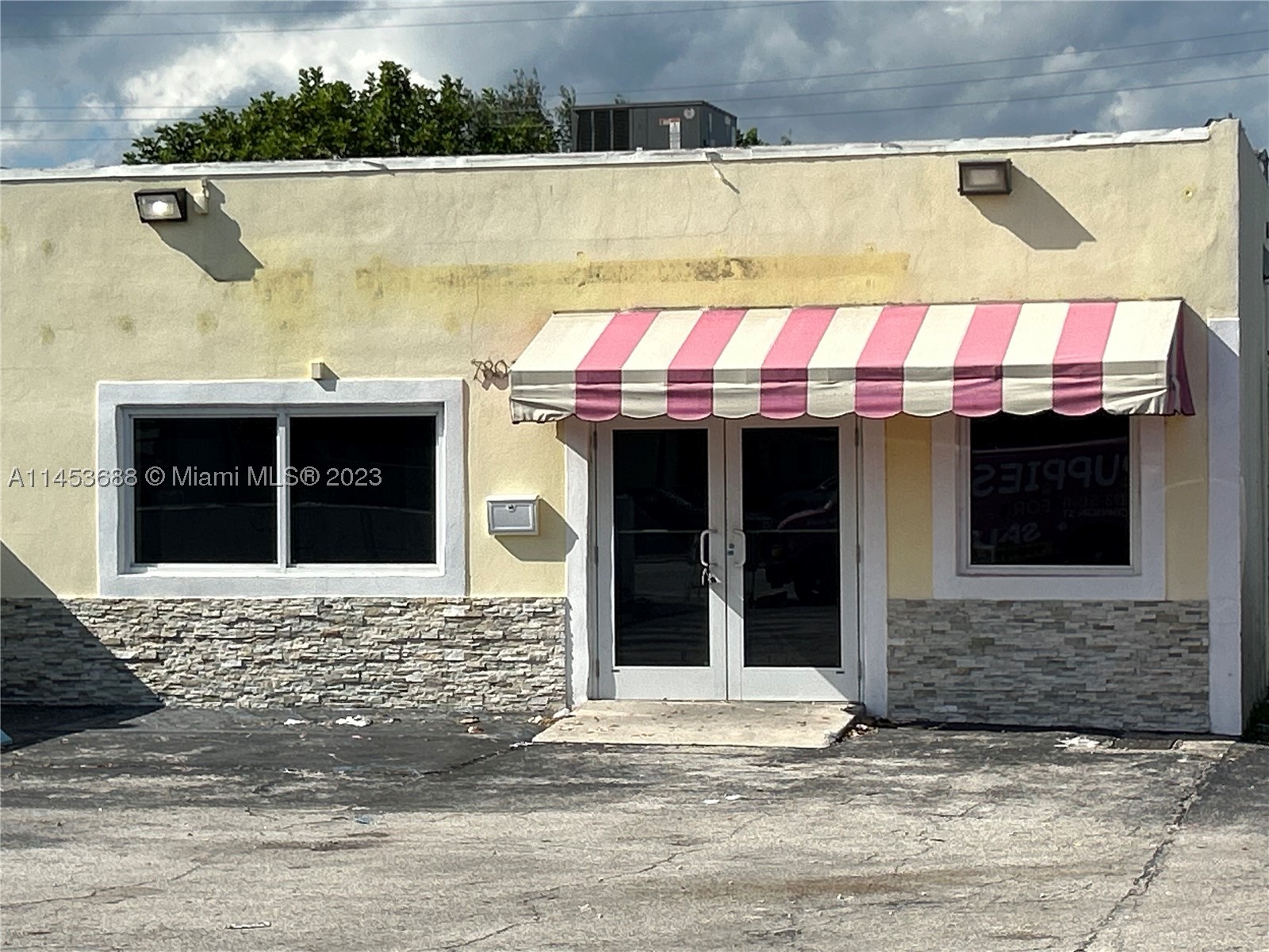 Pembroke Pines photo 3