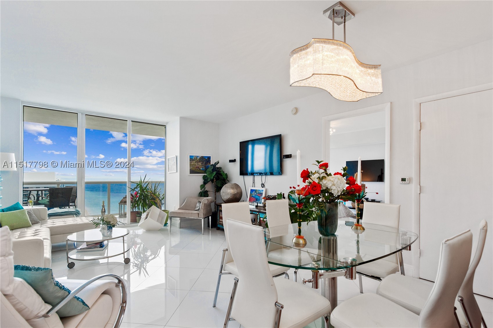 Hallandale Beach photo 1
