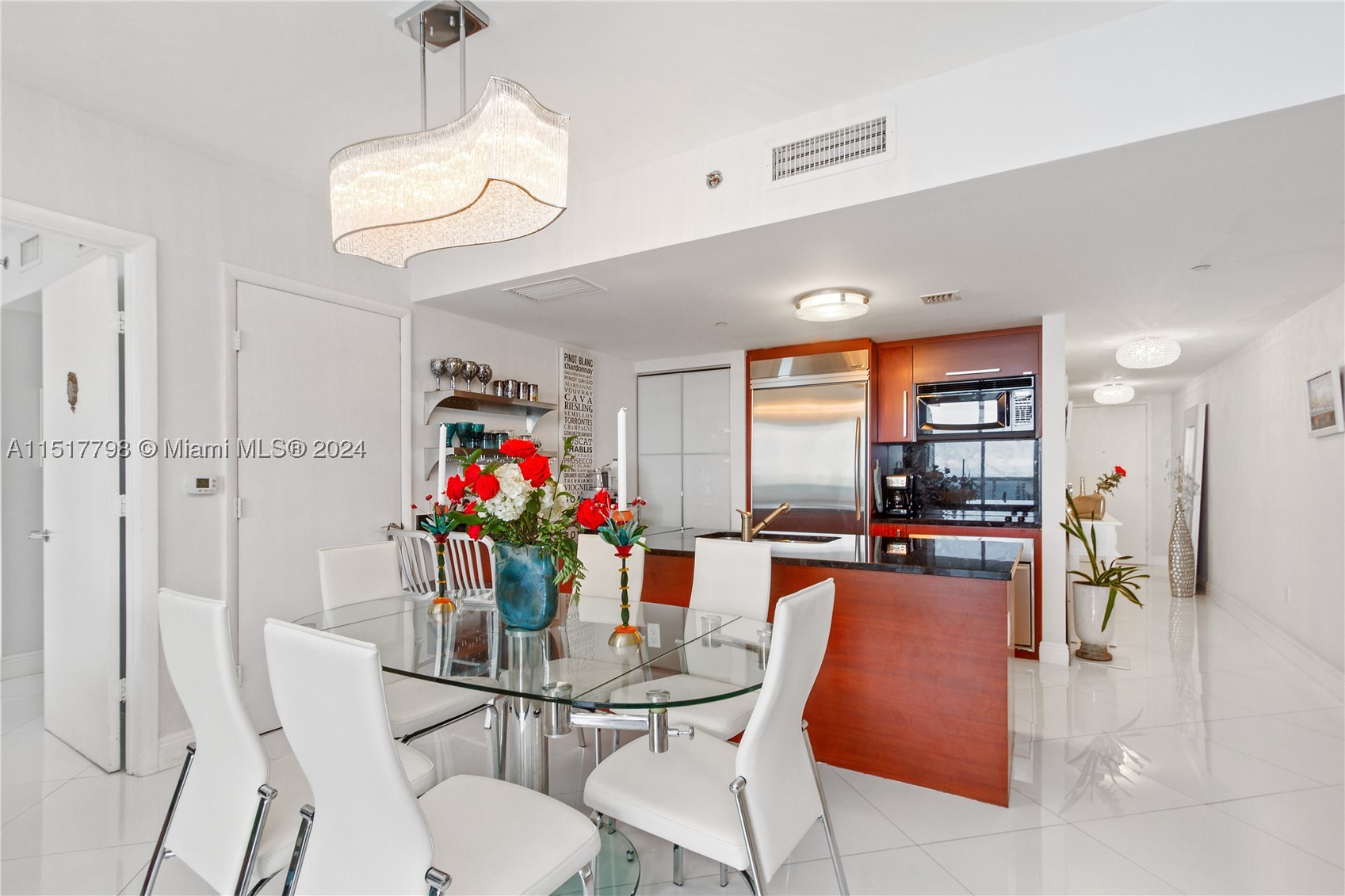 Hallandale Beach photo 2