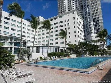 Miami Beach photo 2