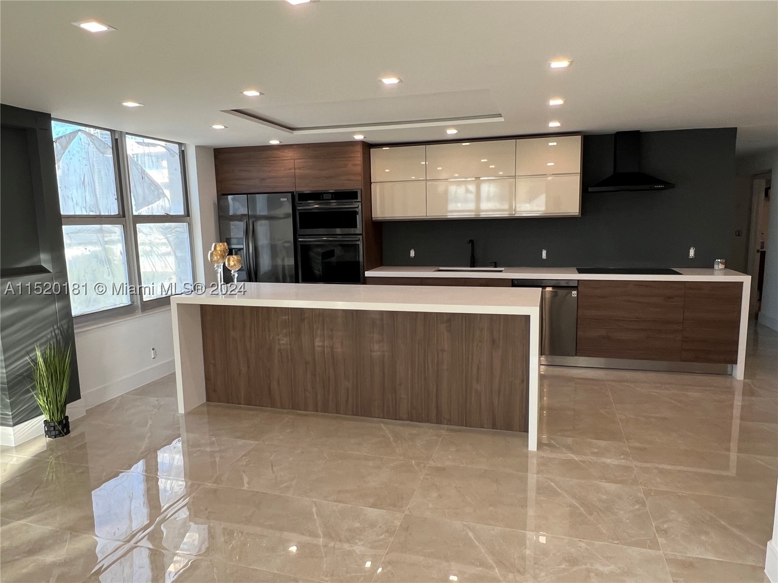 Sunny Isles Beach photo 2