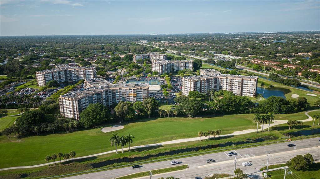 Pembroke Pines photo 2