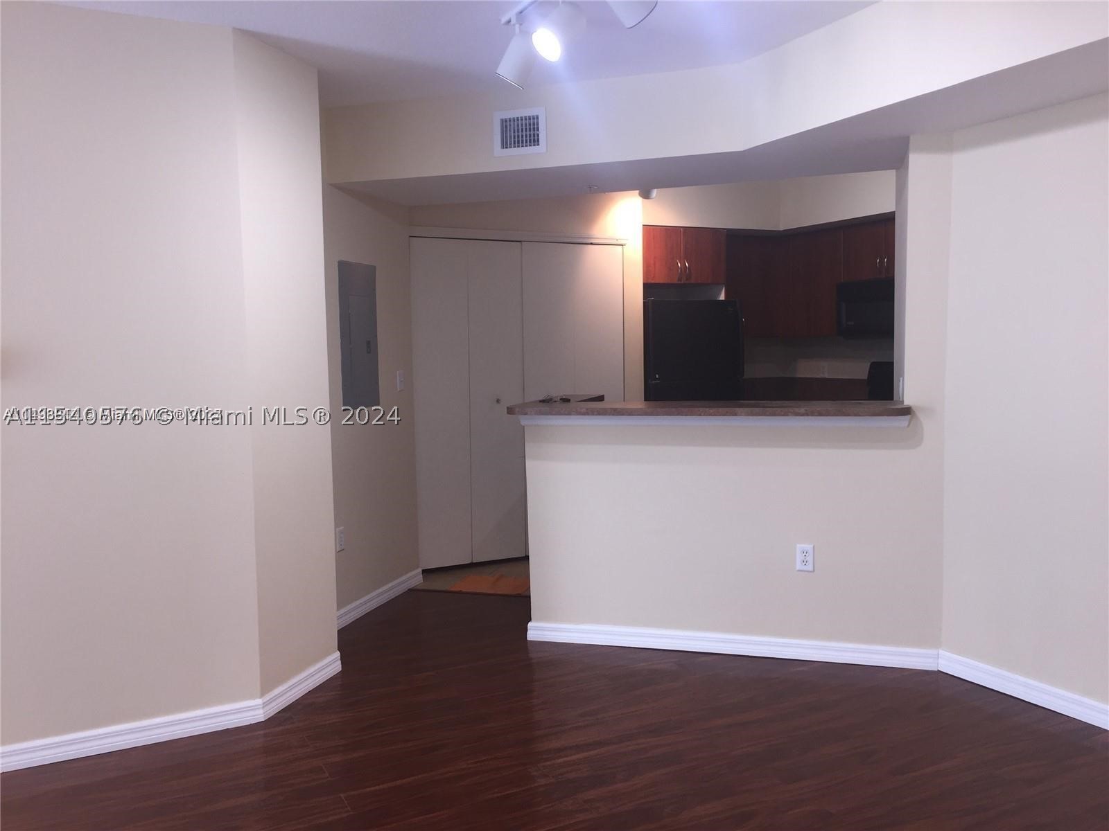 Surfside photo 3