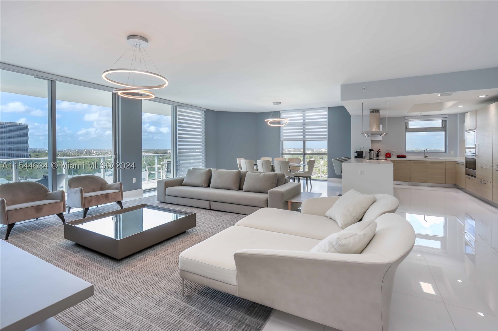 North Miami Beach photo 3