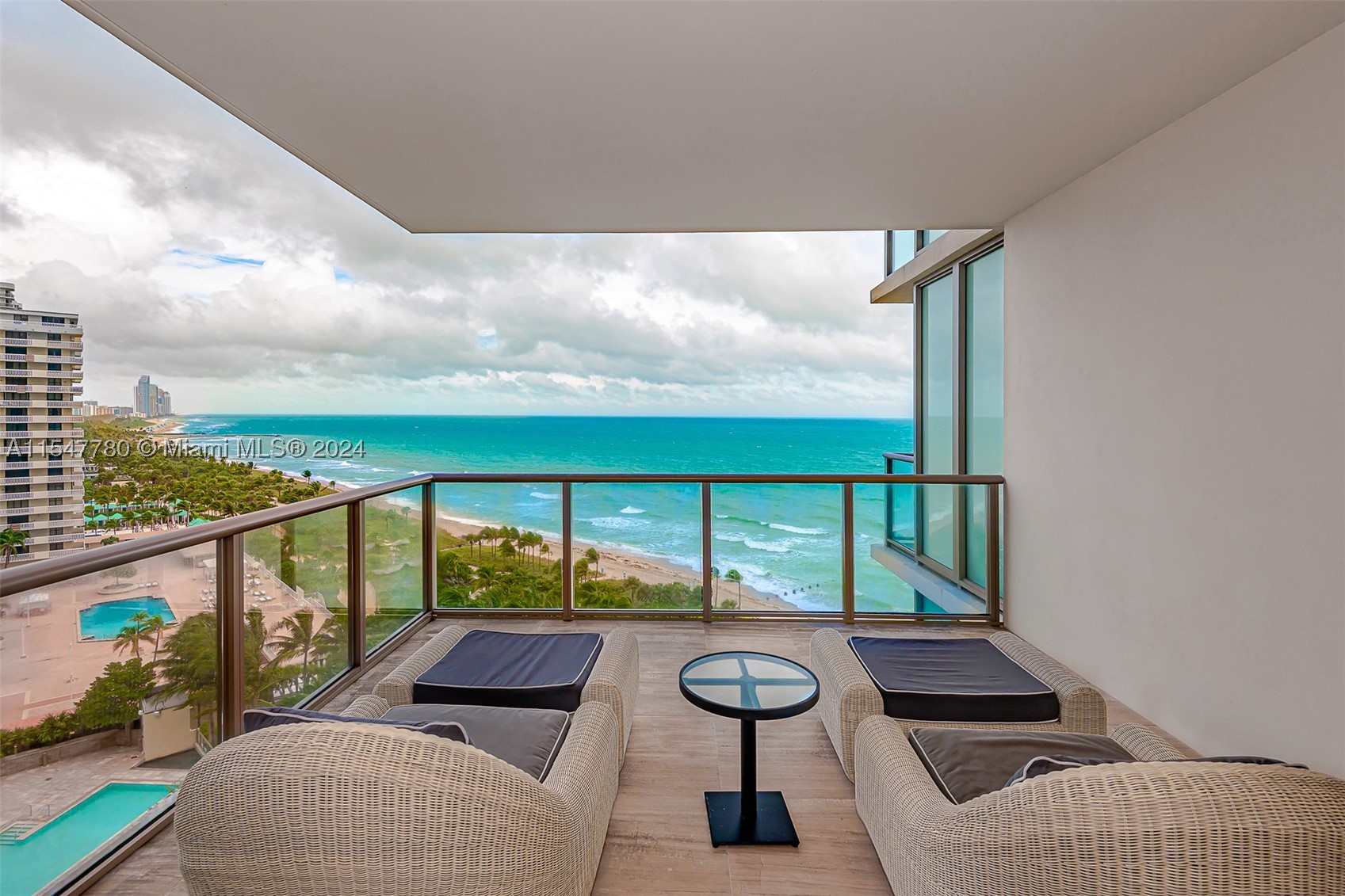 Bal Harbour photo 2