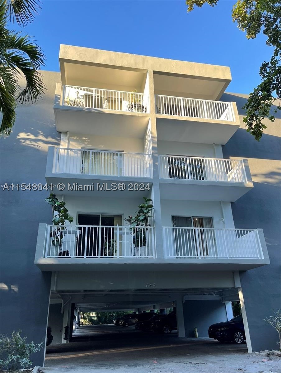 North Miami photo 1