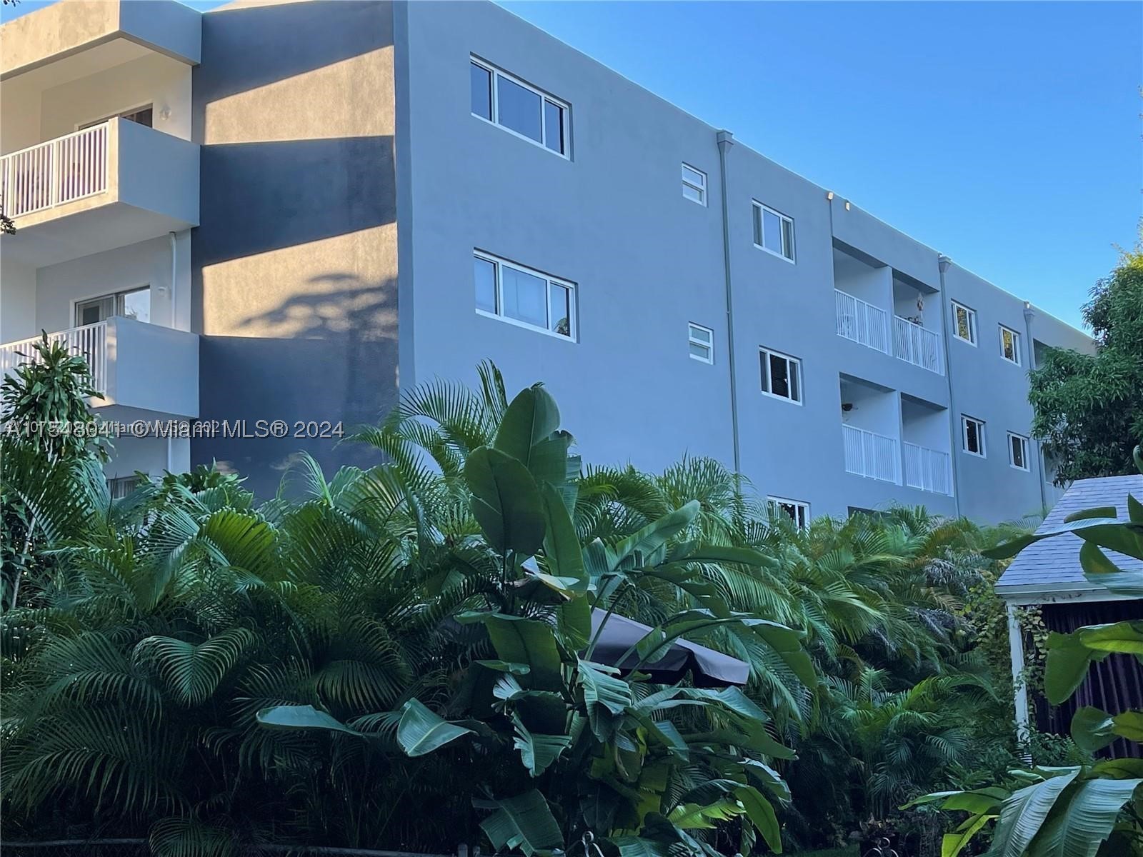 North Miami photo 2