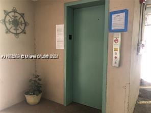 North Miami photo 4
