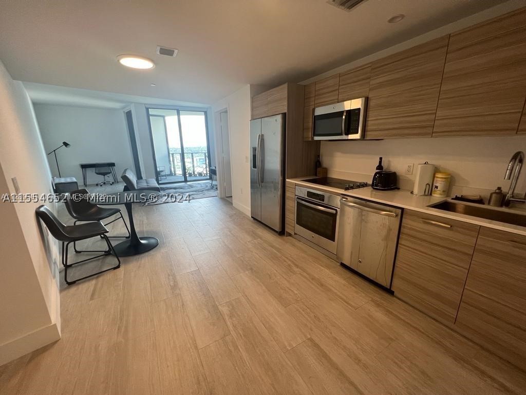 Miami photo 1