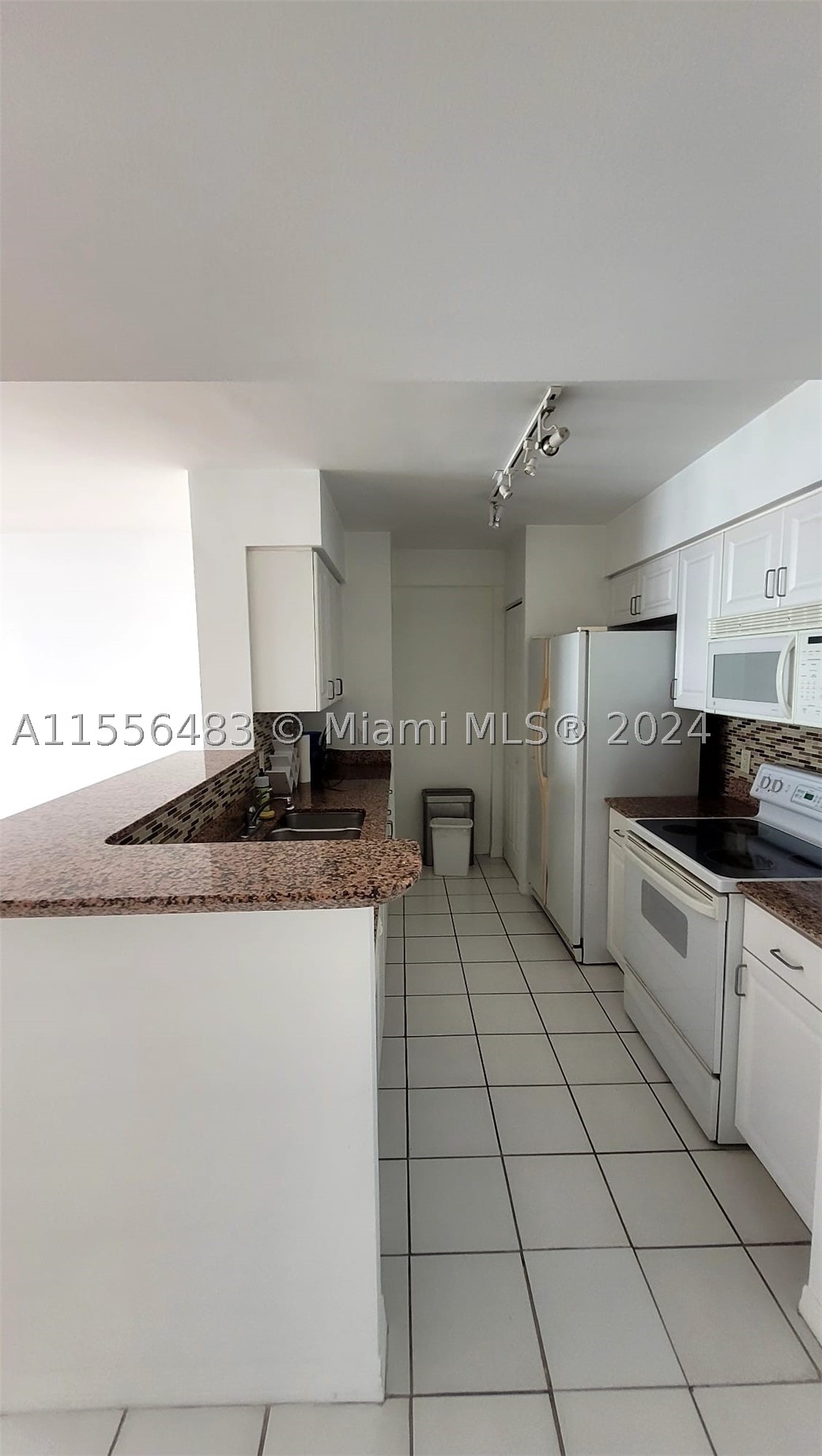 Miami photo 1