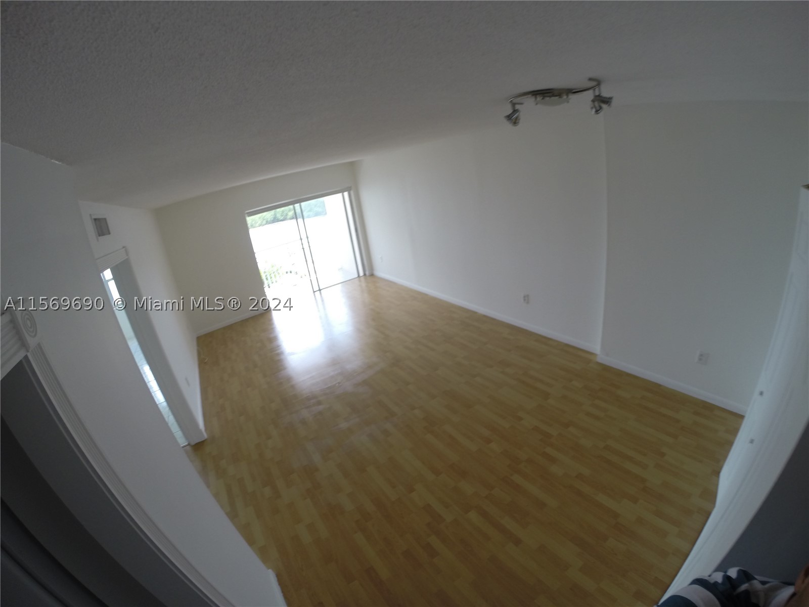 Sunny Isles Beach photo 2