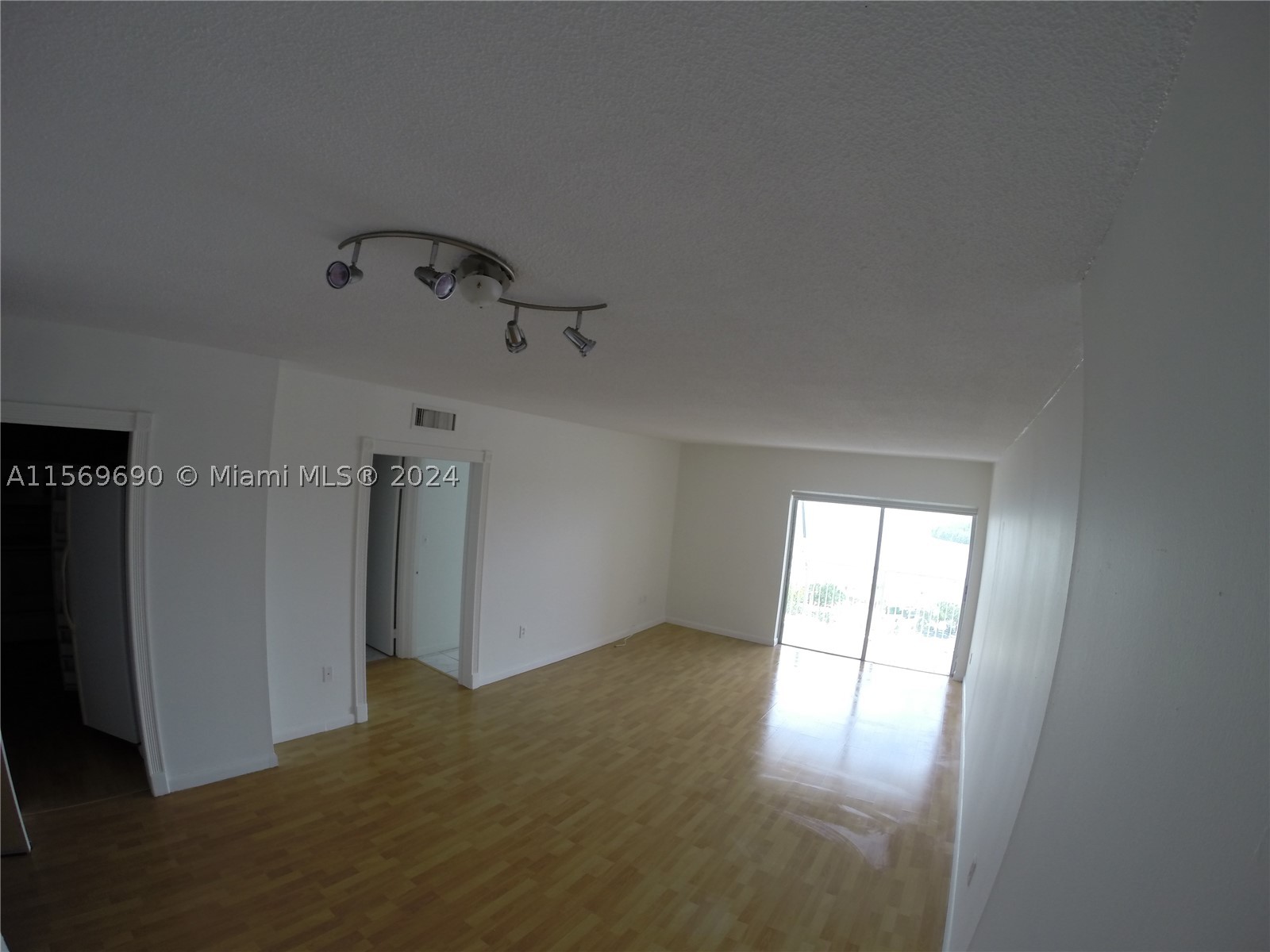 Sunny Isles Beach photo 3