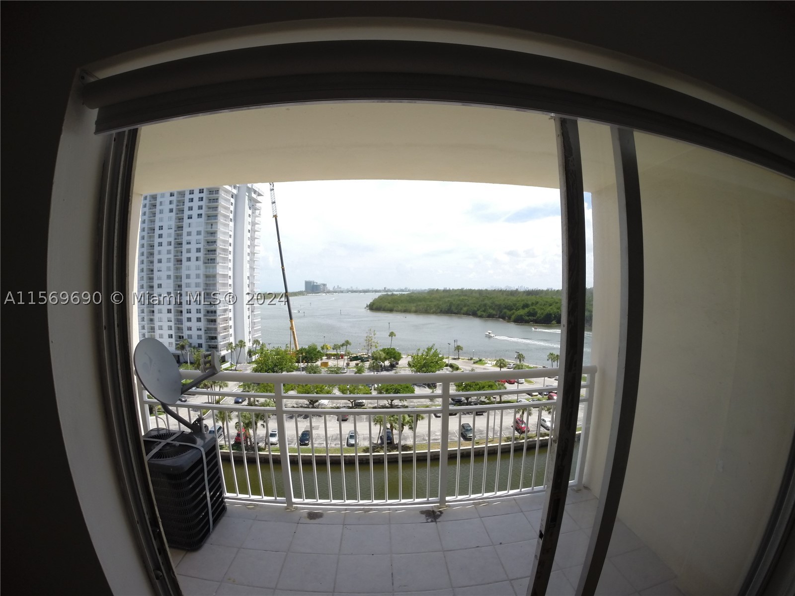 Sunny Isles Beach photo 4