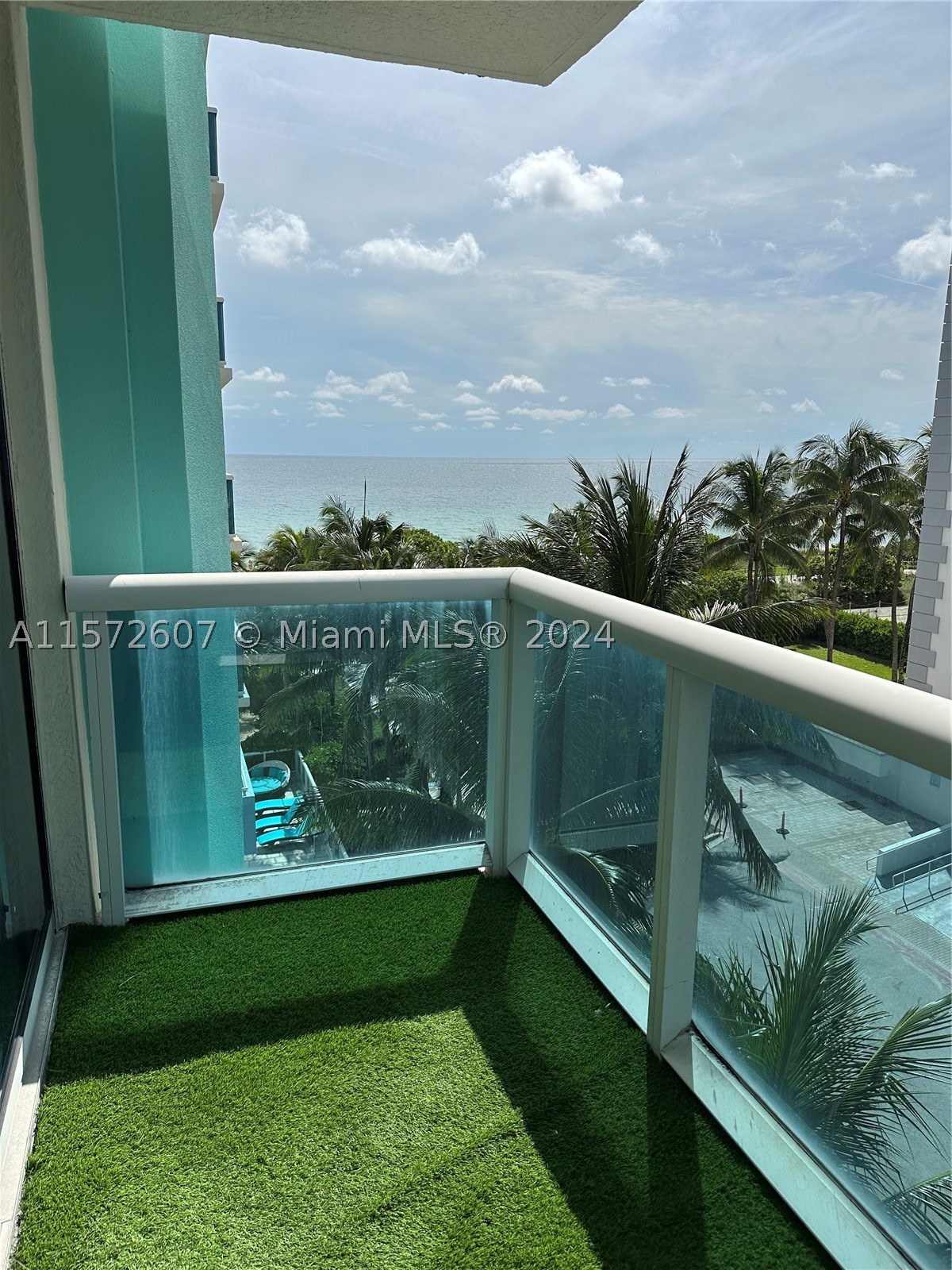 Surfside photo 1