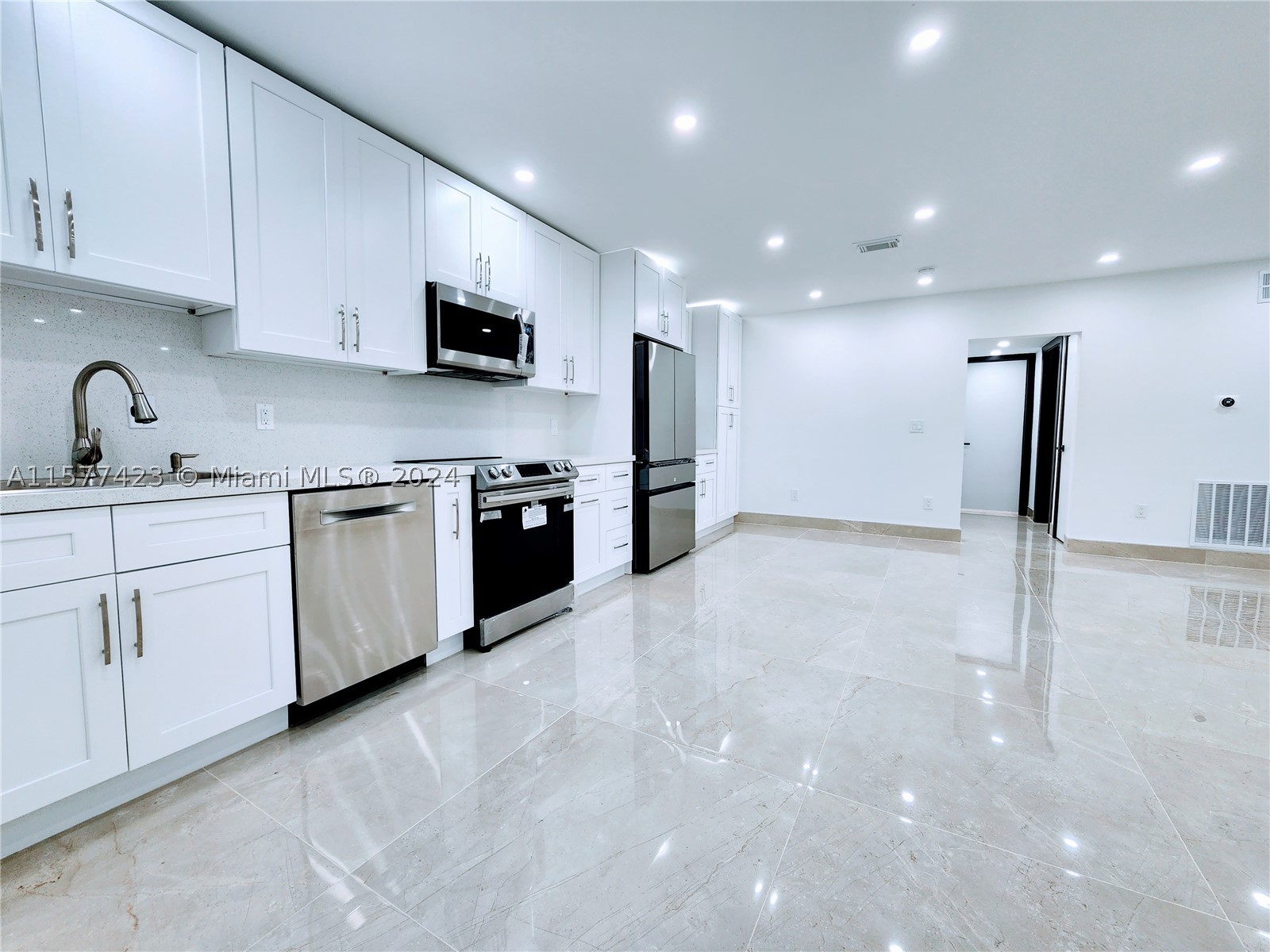 North Miami photo 1