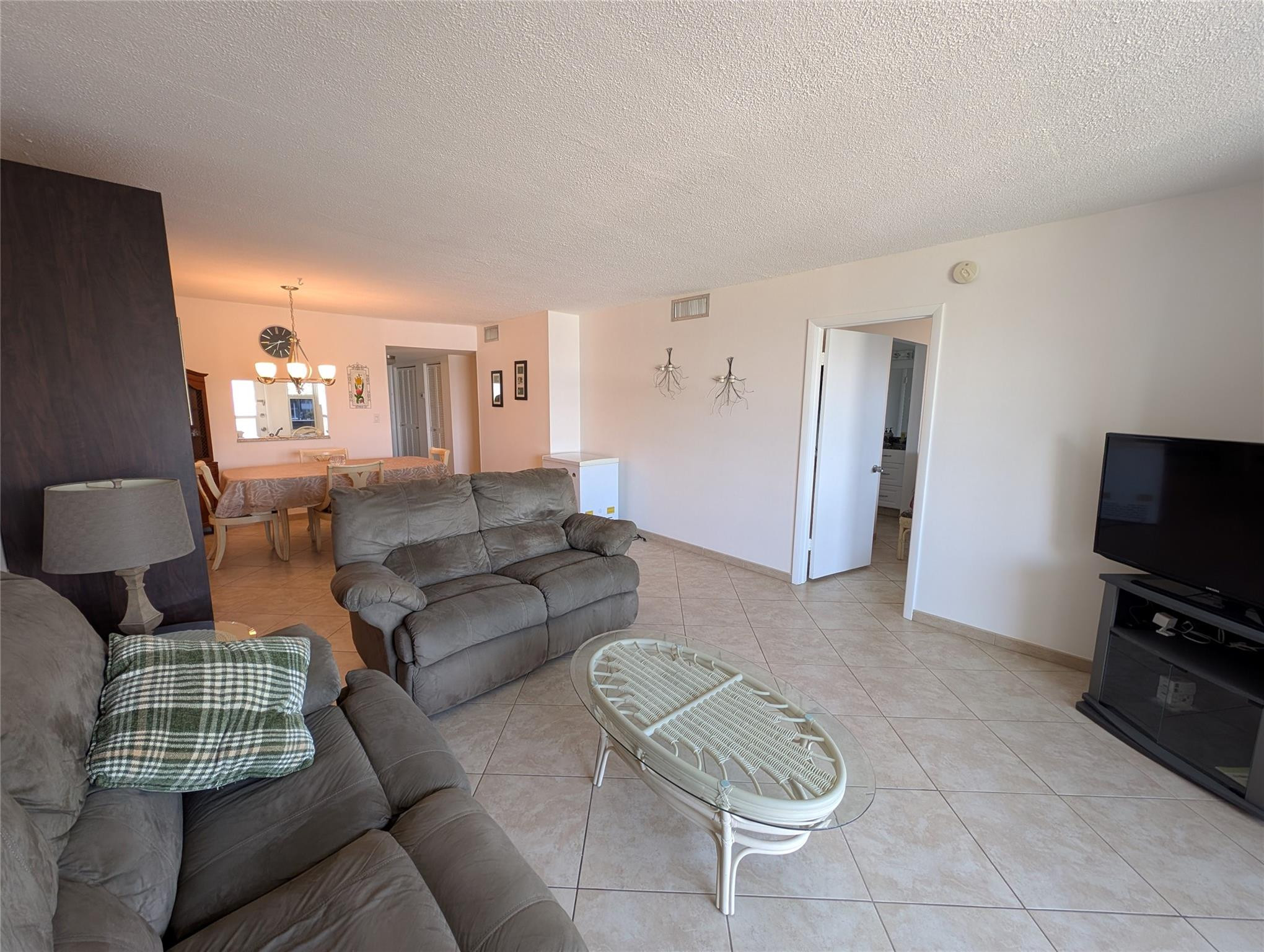 Hallandale Beach photo 4