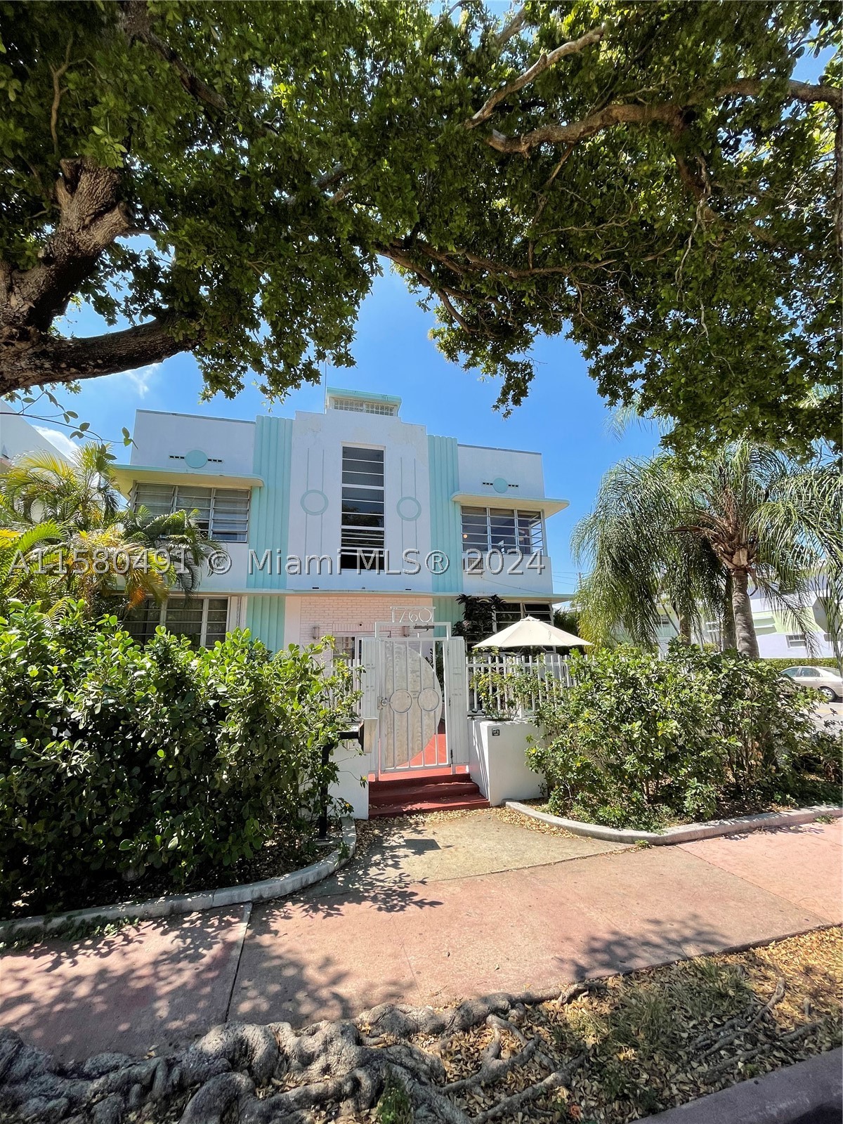 Miami Beach photo 1