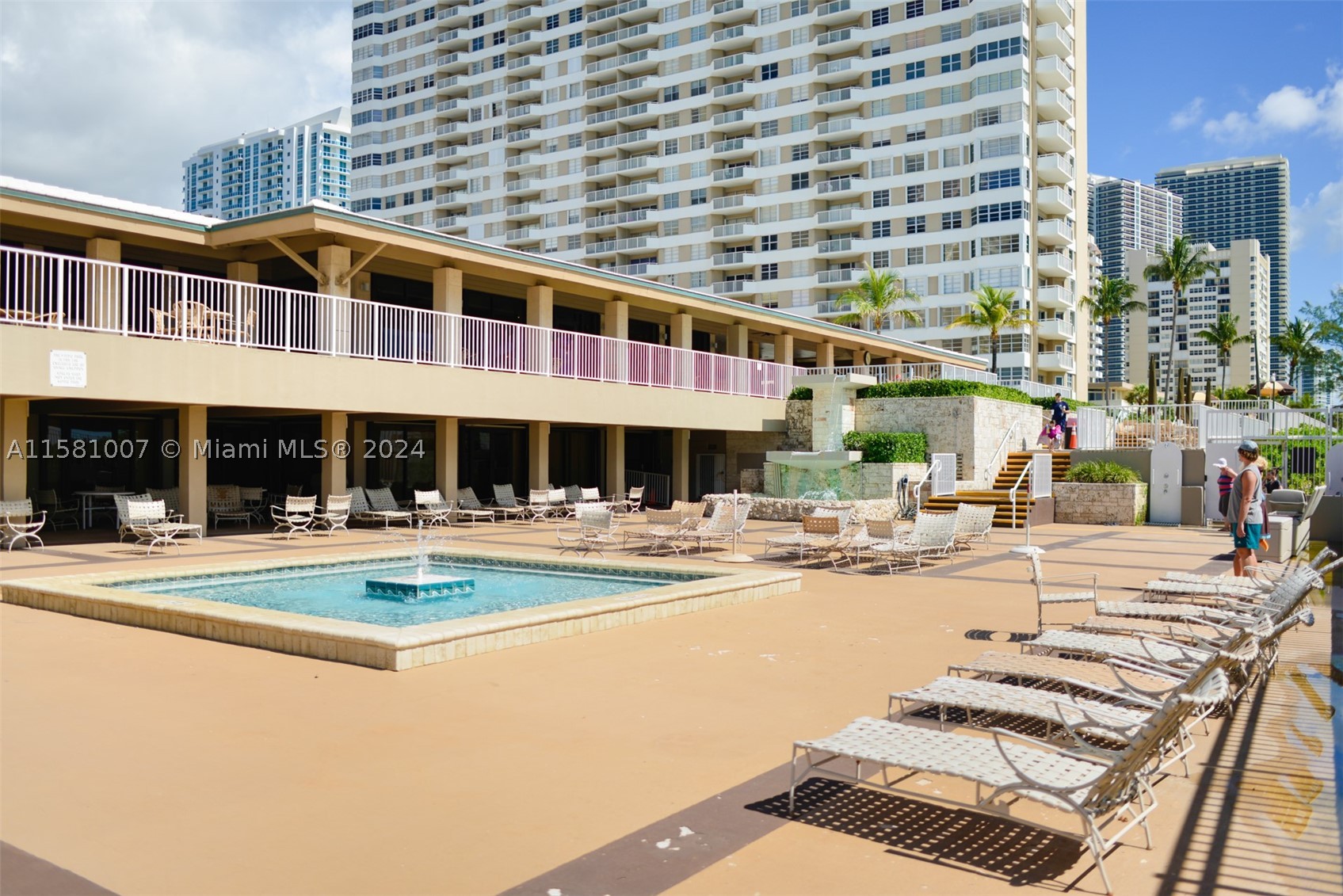 Hallandale Beach photo 5