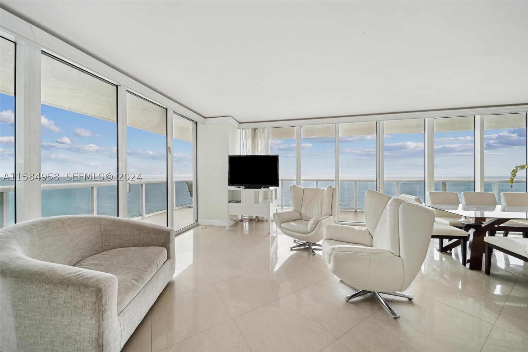 Hallandale Beach photo 5