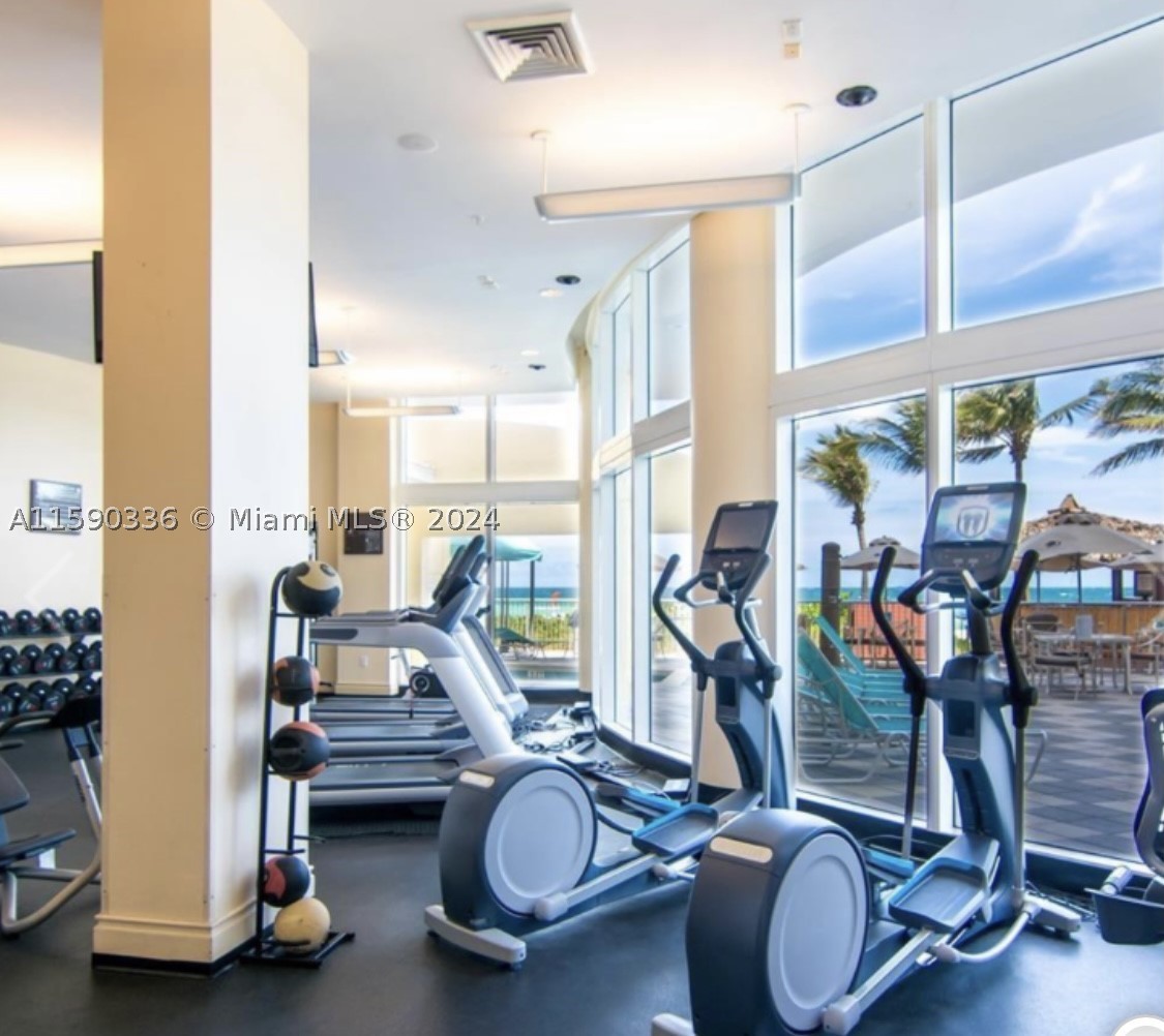 Sunny Isles Beach photo 2
