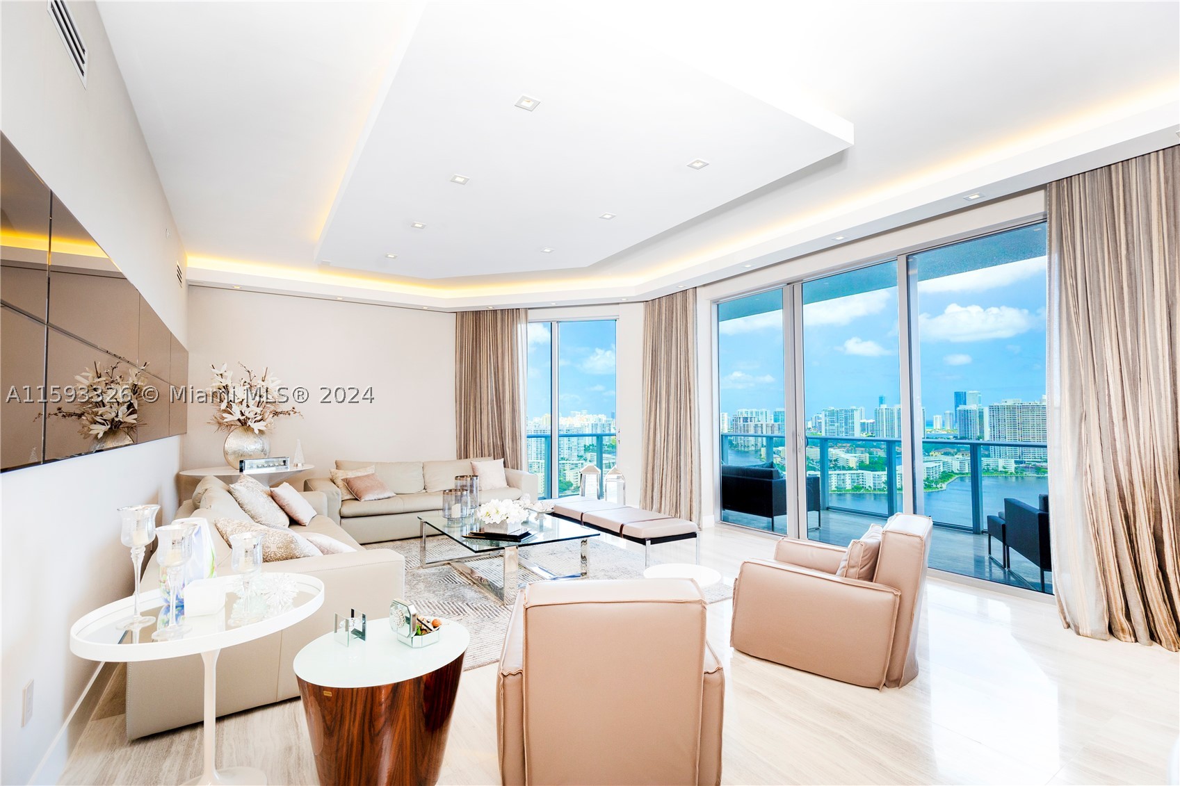North Miami Beach photo 2