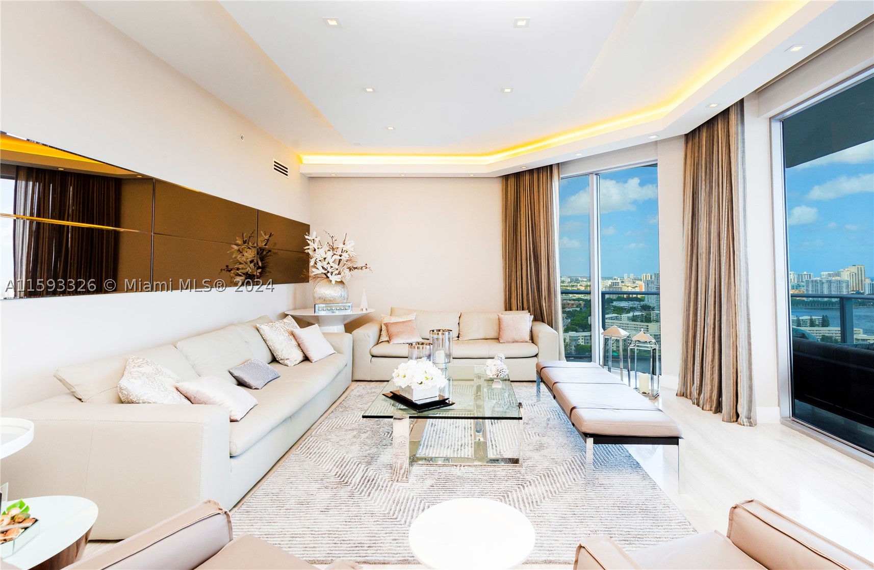 North Miami Beach photo 3