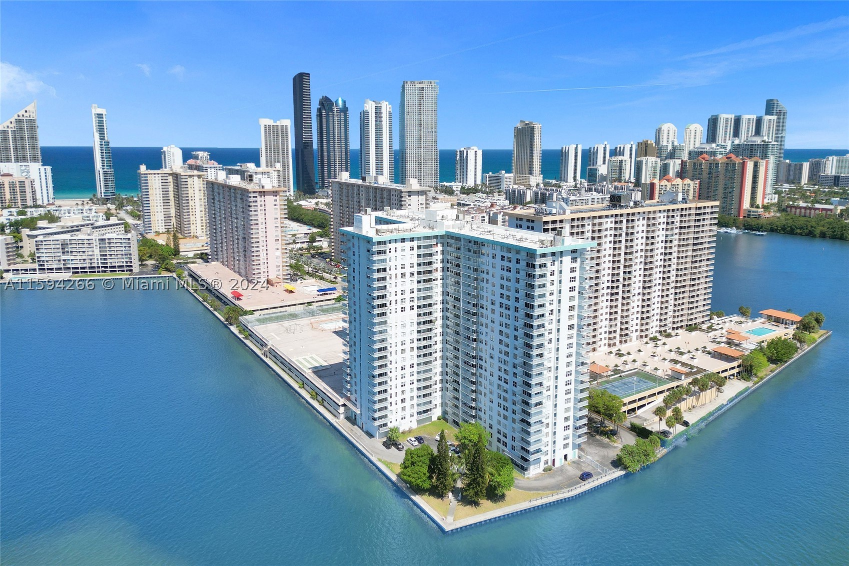 Sunny Isles Beach photo 2
