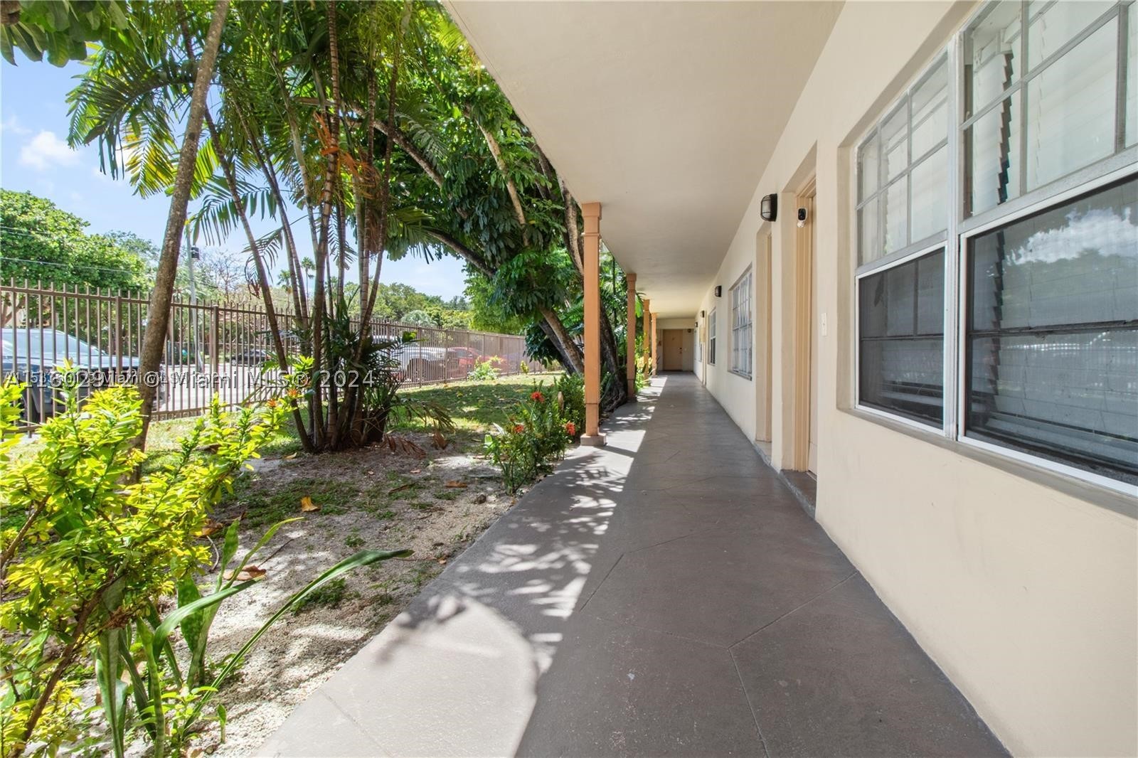 North Miami photo 3