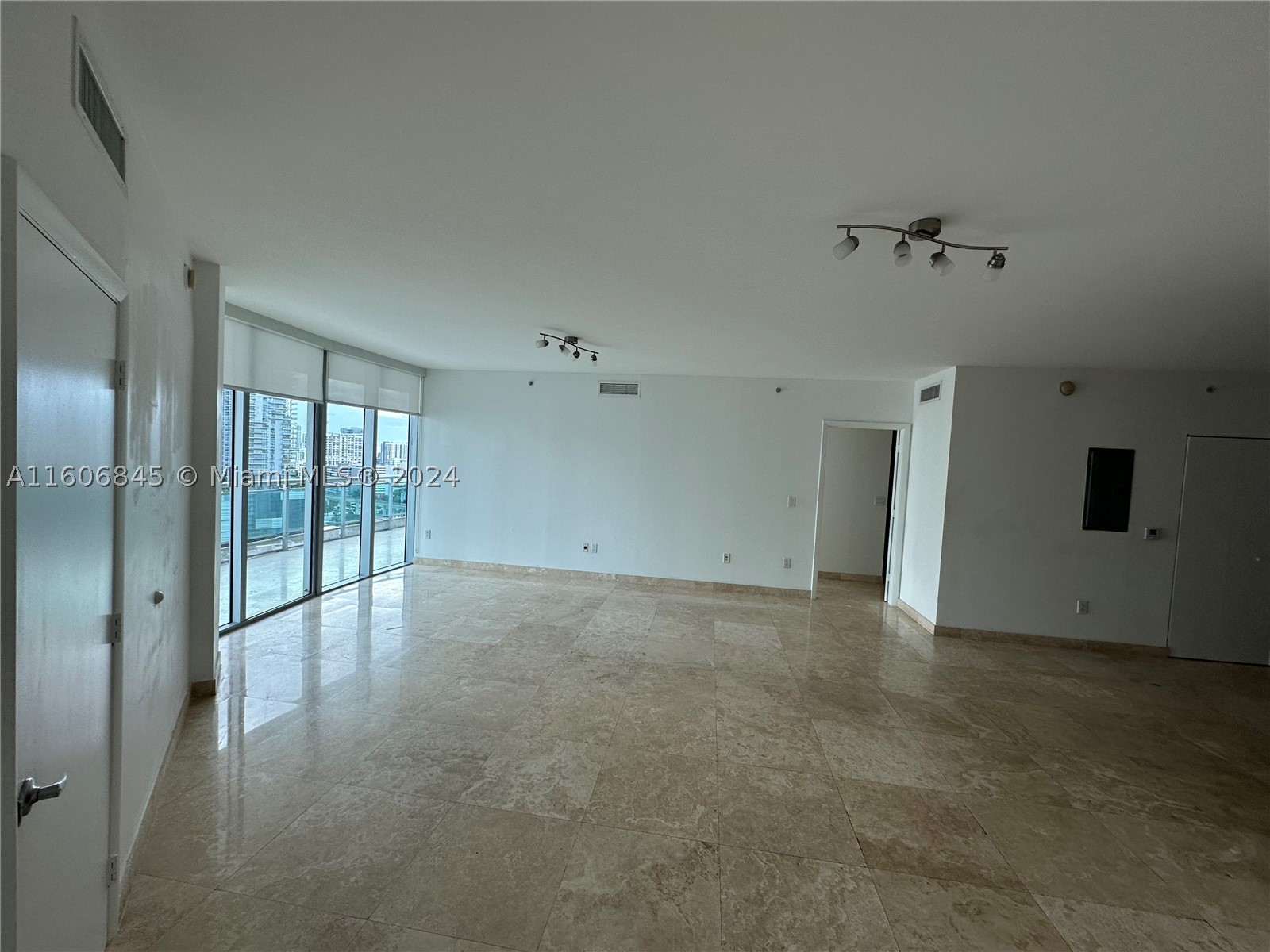 Miami photo 3