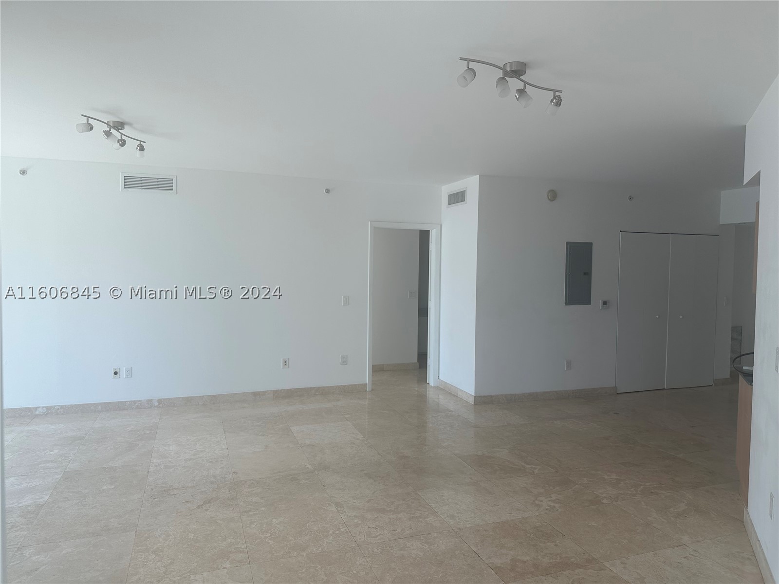 Miami photo 4