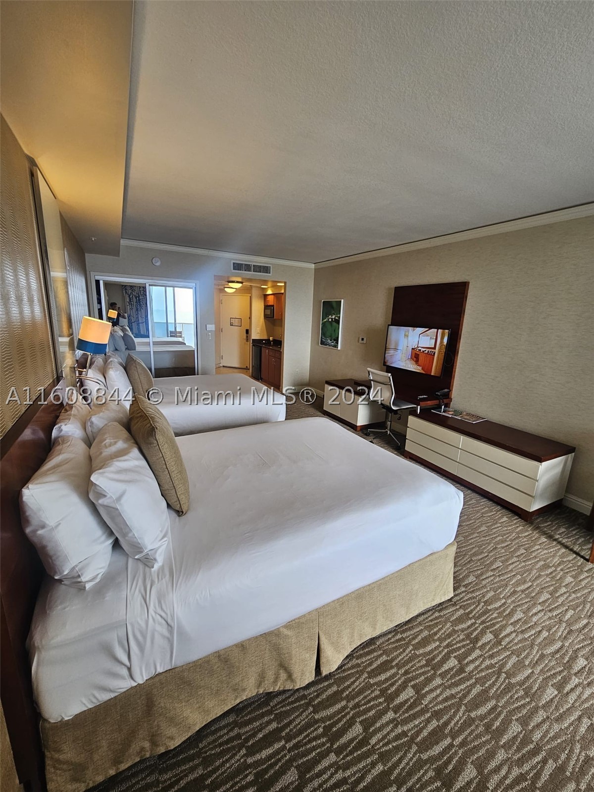 Sunny Isles Beach photo 3