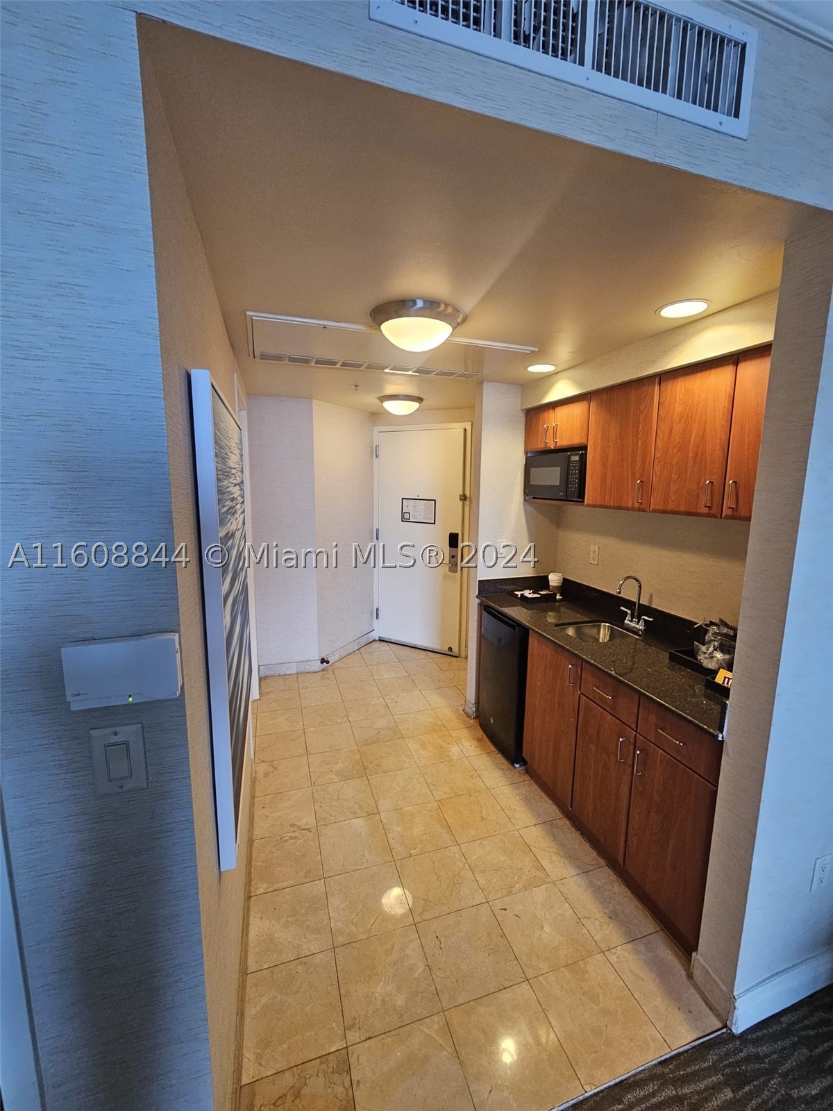 Sunny Isles Beach photo 4