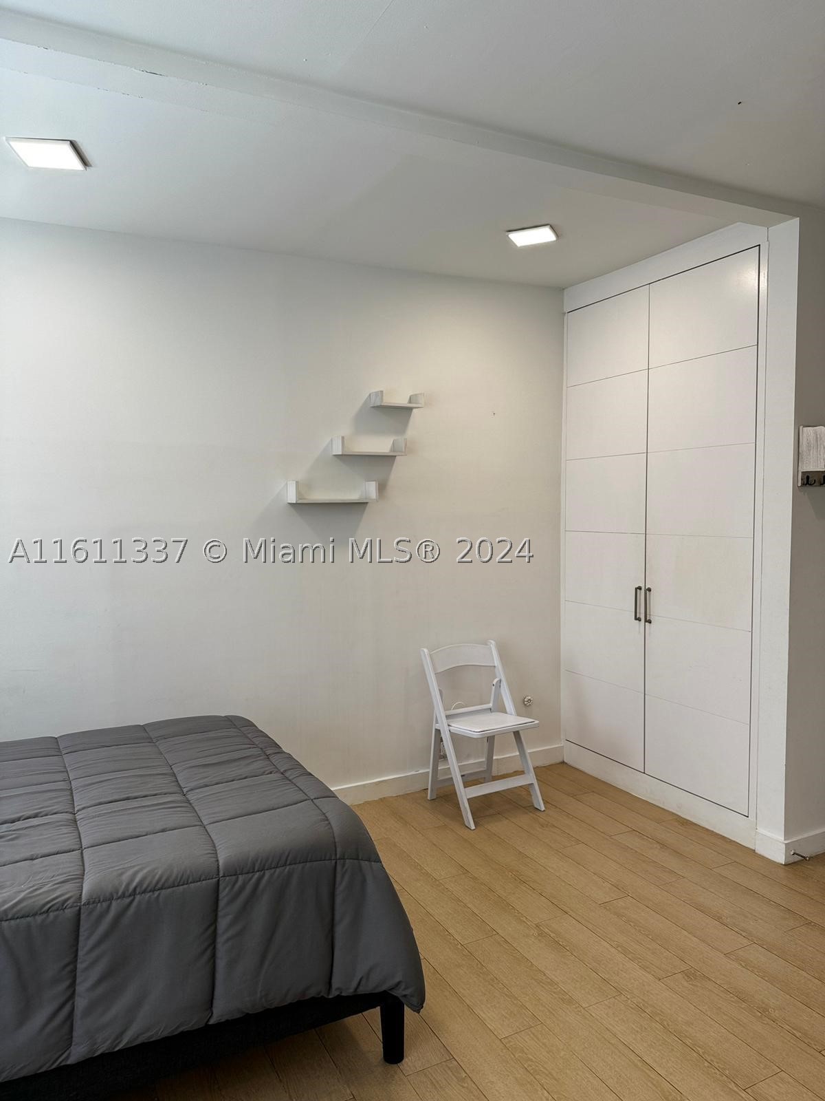 Miami Beach photo 5