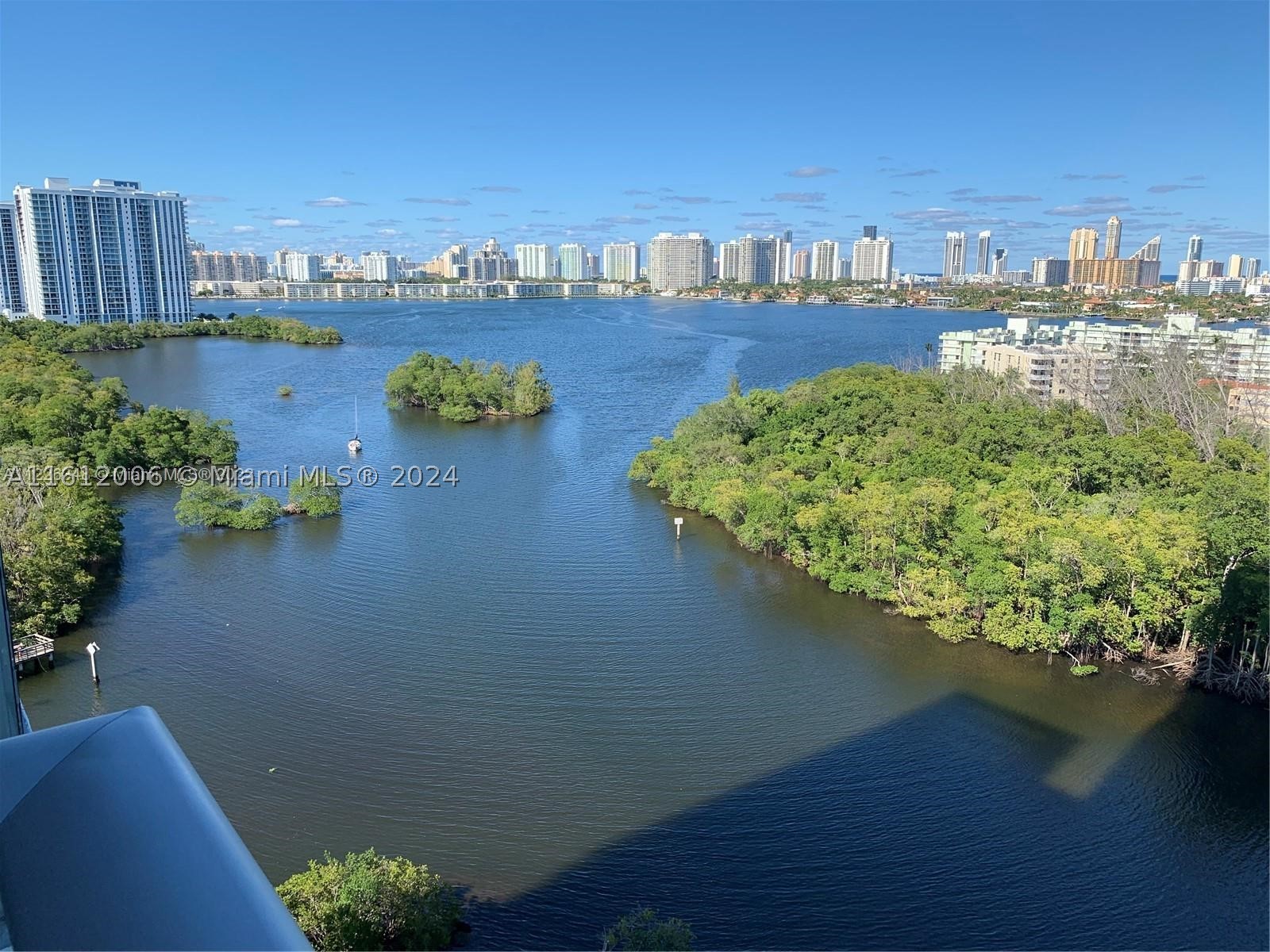North Miami Beach photo 1