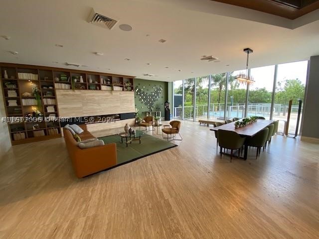 North Miami Beach photo 5