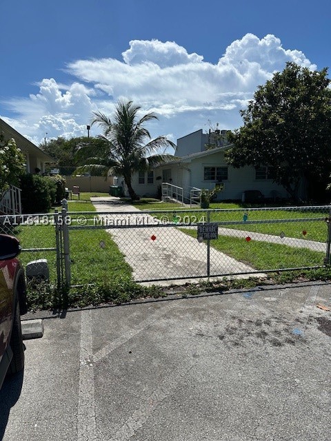 Miami photo 1